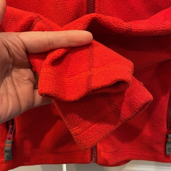 Marmot jacket size medium in red - Picture 4 of 11